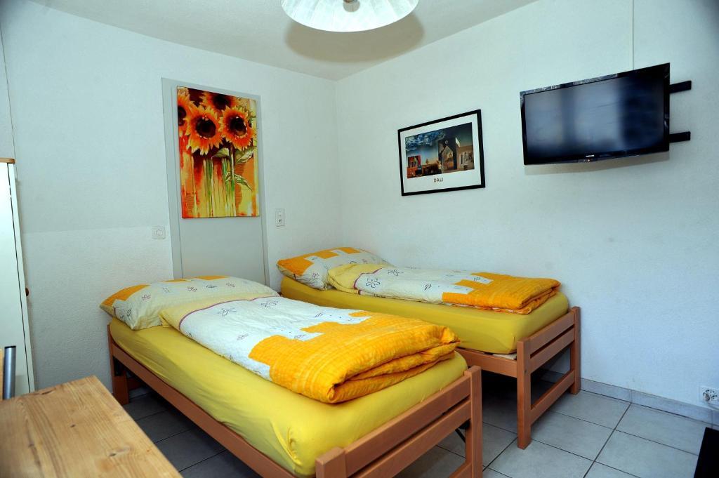 Niros Bed & Breakfast Birsfelden Bilik gambar