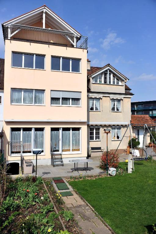 Niros Bed & Breakfast Birsfelden Luaran gambar