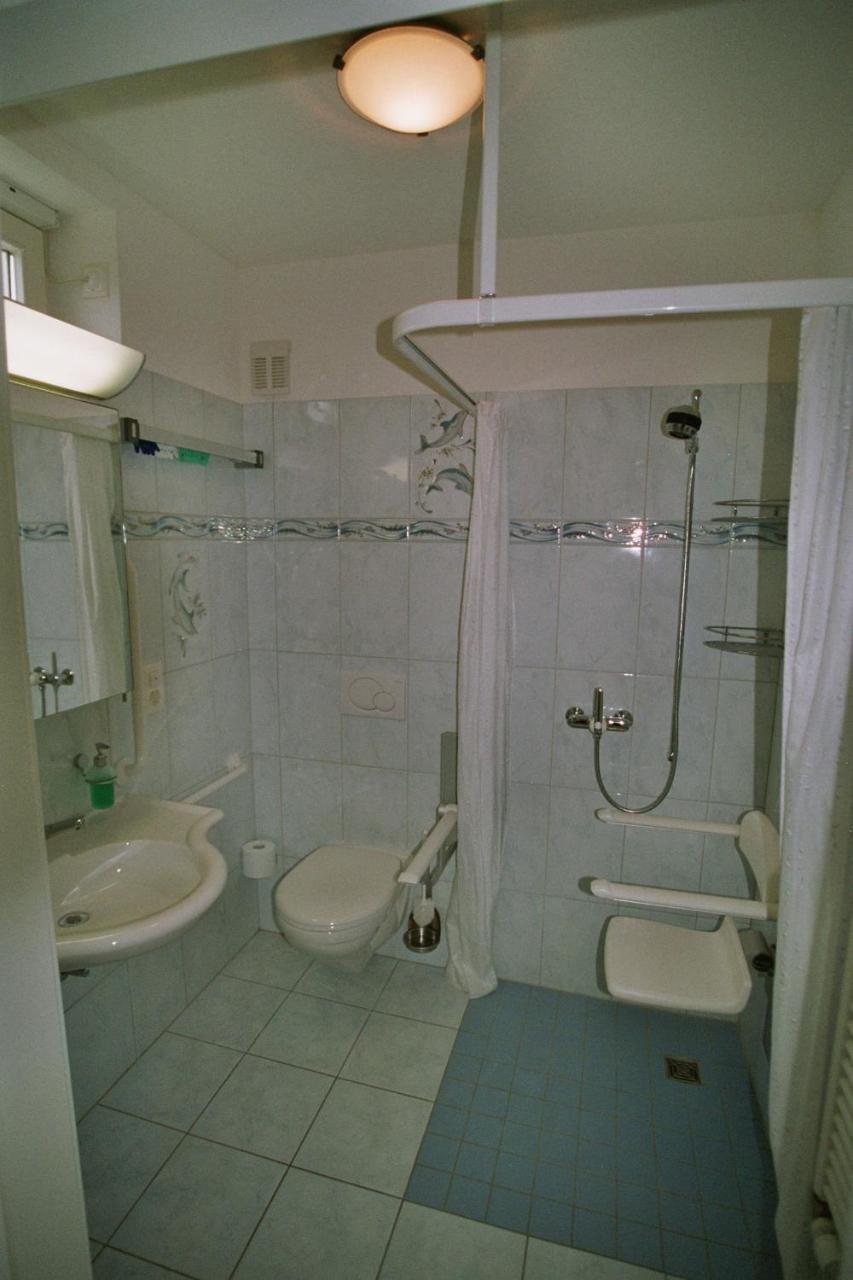 Niros Bed & Breakfast Birsfelden Luaran gambar
